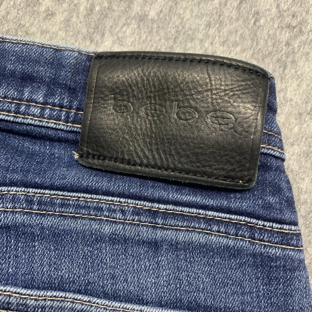Bebe Women's Denim Blue Jeans Flare Mid Rise Size 28x31.5 - Picture 7 of 14